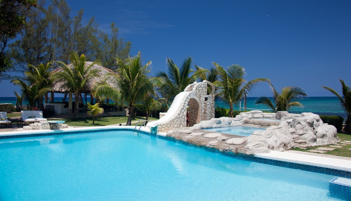 Seven Seas, Mammee Bay LaCure Villas