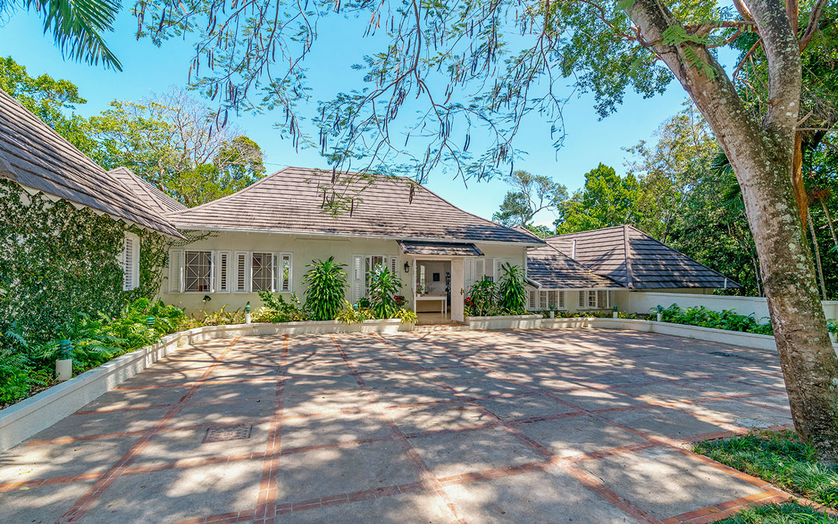 Eight Rivers LaCure Villas