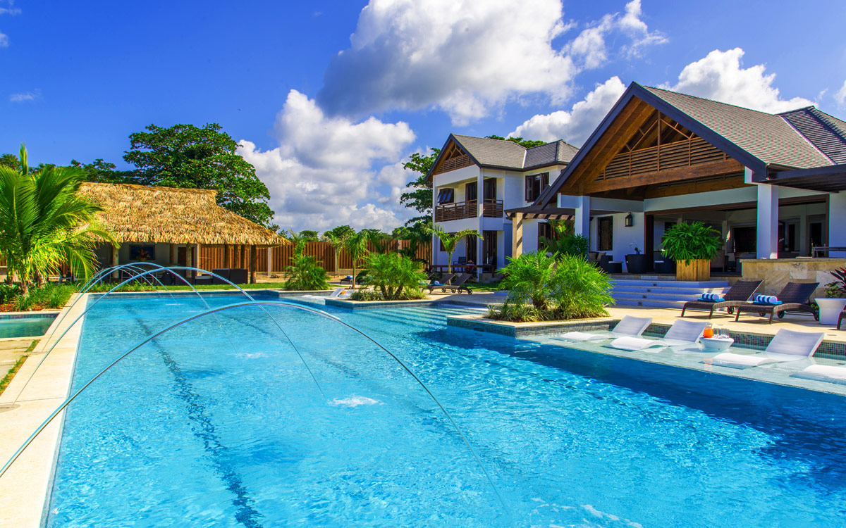 Canoe Cove LaCure Villas