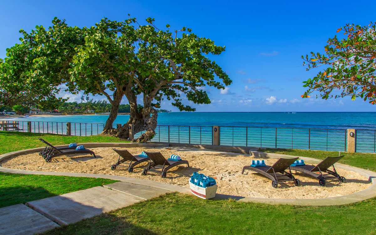 Canoe Cove LaCure Villas